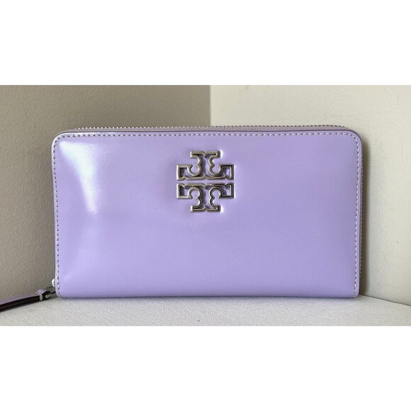 New Tory Burch Britten Patent Zip Continental Wallet Lavender with Card Holder - Picture 1 of 8